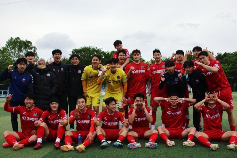 사진(_K4리그 1위_ 거제시민축구단 홈에서 5연승 도전).jpg