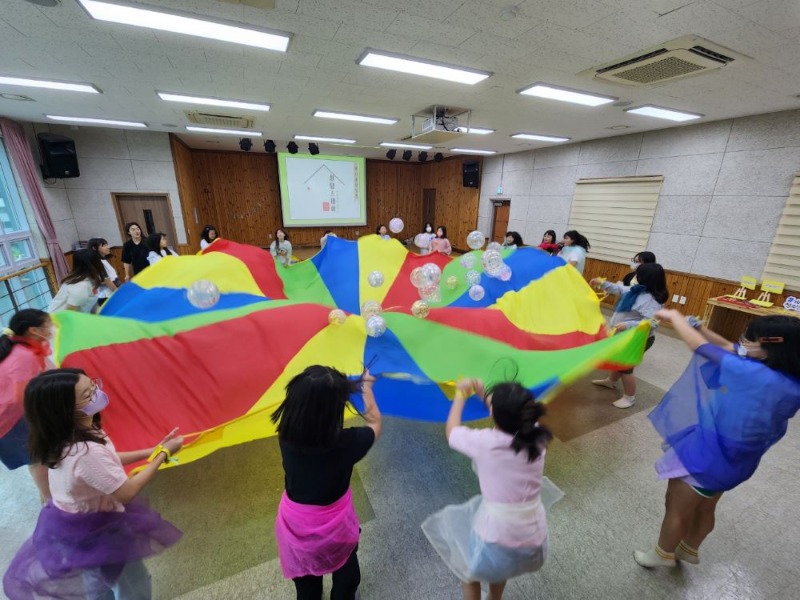 사진(청소년 마음 속에 오뚝이를 세웁니다 (1).jpg