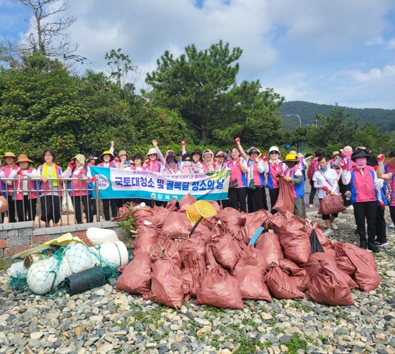 [크기변환]관련사진(장목면, _2023년 추석맞이 대청소_ 실시) (1).jpg