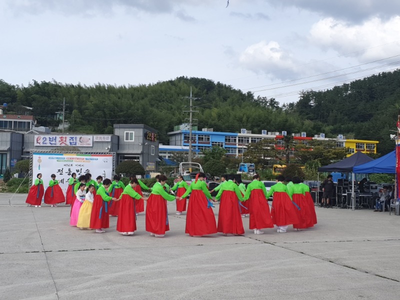 [크기변환]사진(제12회 전통민속예술축제-강강술래).jpeg