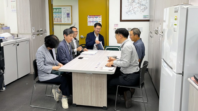 [크기변환]관련사진(국토부, 남부내륙철도 정상추진 재차확인).jpg